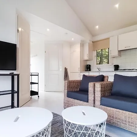 Beautiful In With Kitchen